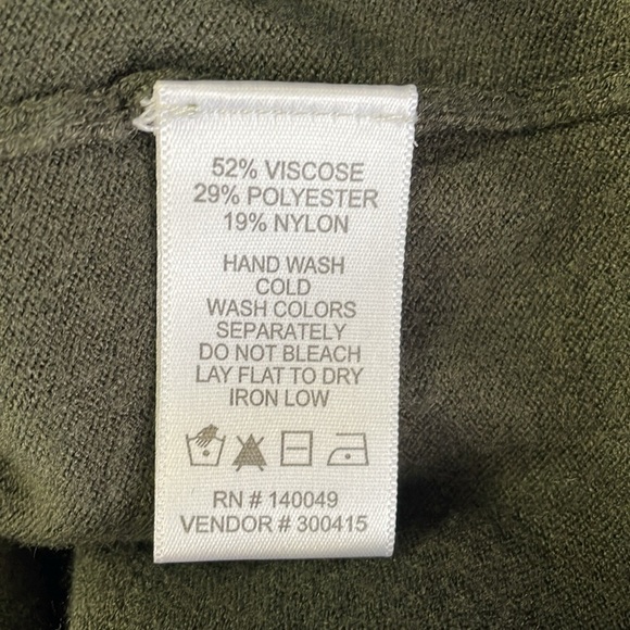 Chadwick’s Green Side Button Sweater - Picture 6 of 6